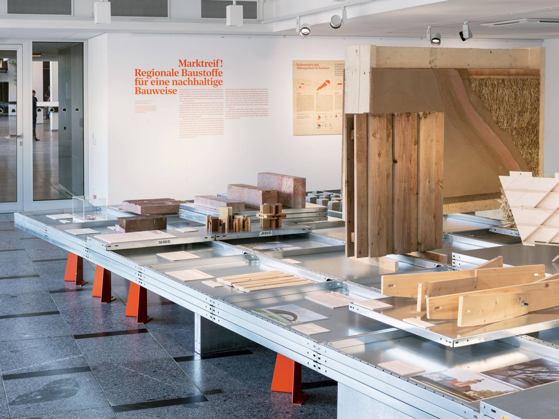 Ausstellungsgrafik »Marktreif! Regionale Baustoffe für eine nachhaltige Bauweise« für das Zentrum für Baukultur Sachsen