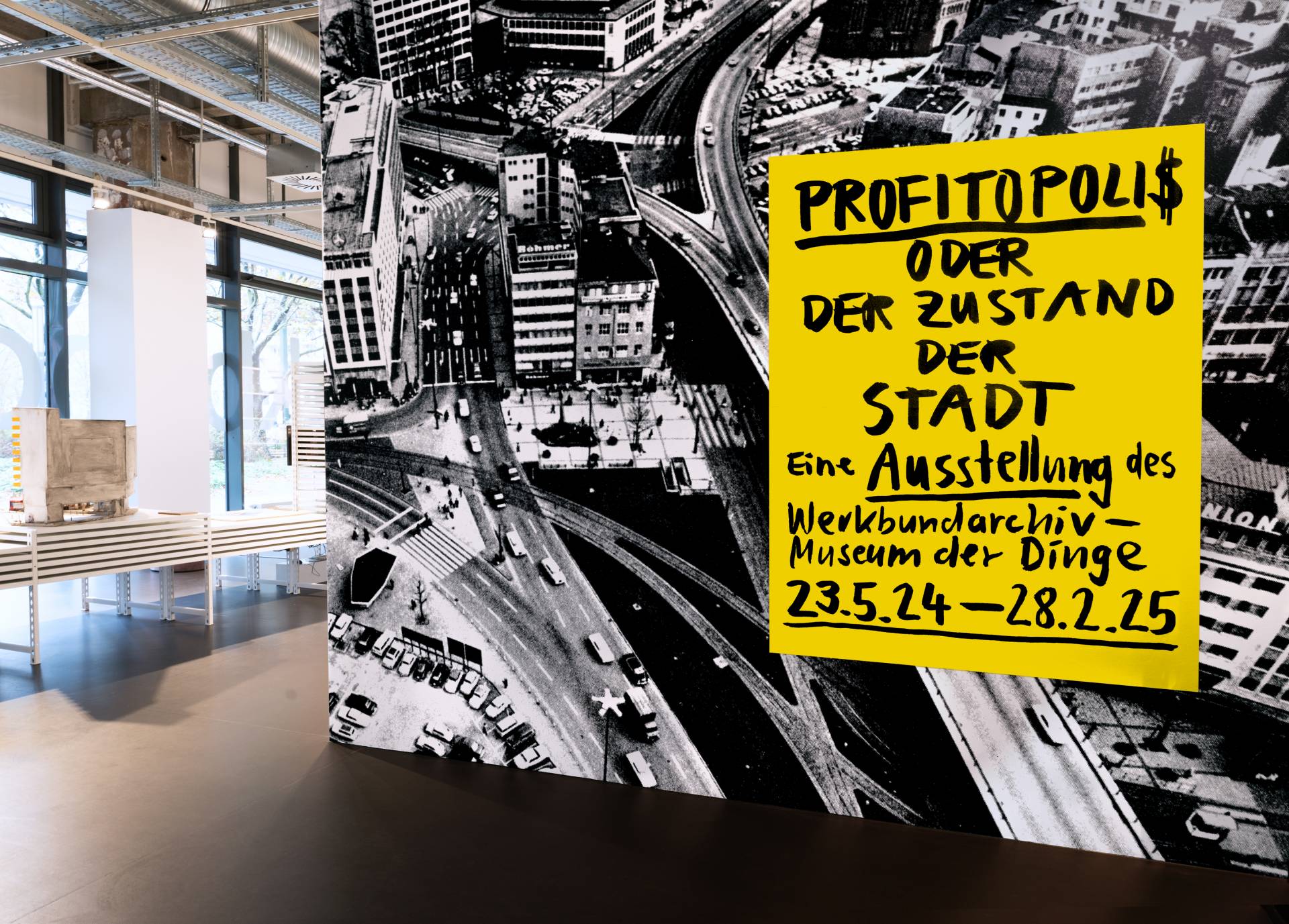Ausstellungsgrafik »Profitopolis oder der Zustand der Stadt« für das Werkbundarchiv – Museum der Dinge, Berlin